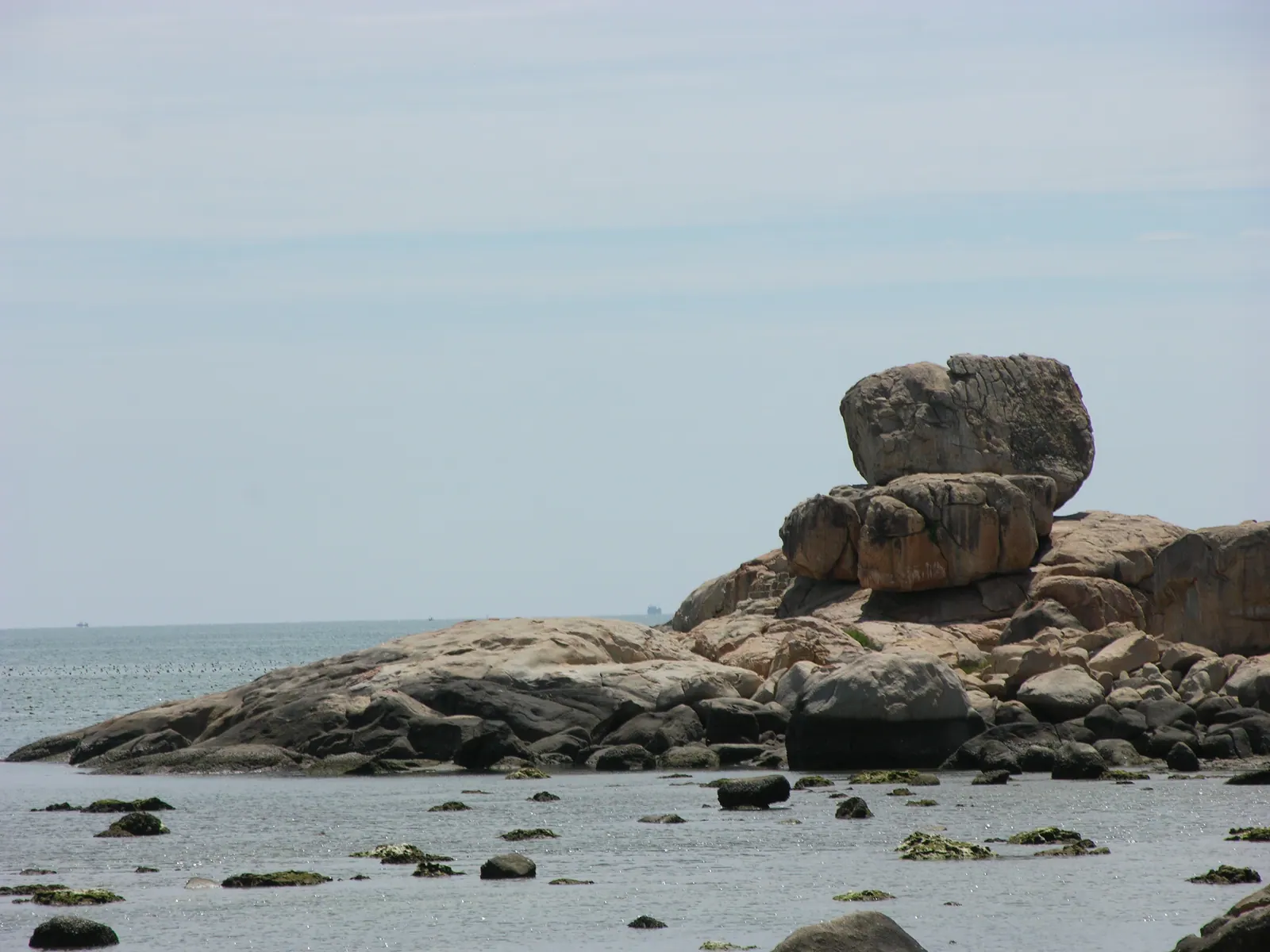 Hon Chong seen from Co Tien beach.
