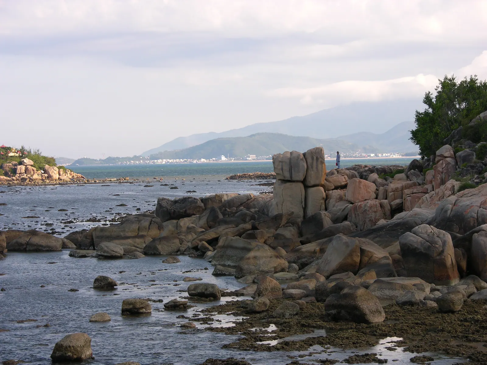 Hon Vo seen from the Hon Chong promontory.